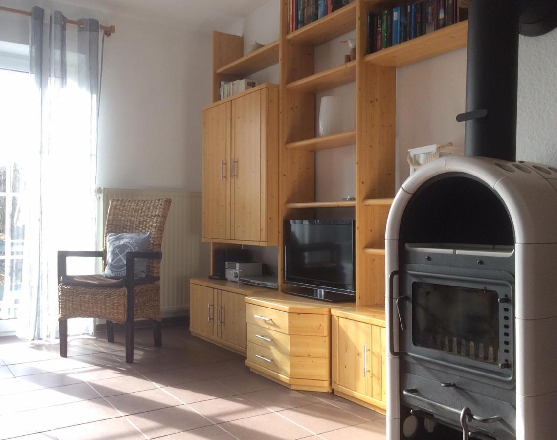 Ferienhaus Heimathafen Neßmersiel Esterno foto